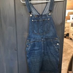 Gap shortalls